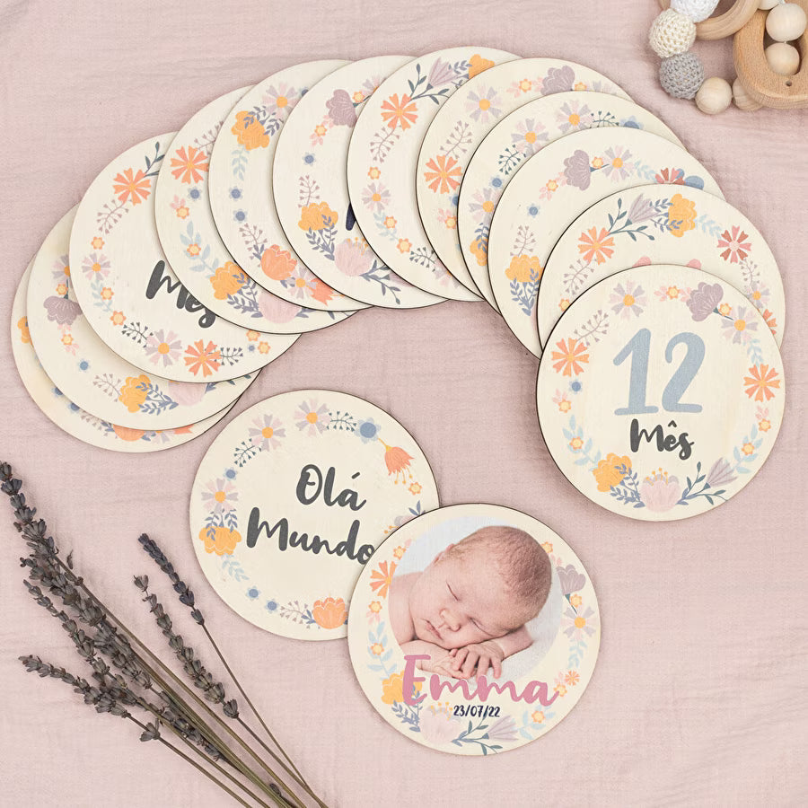 Rodelas de madeira - meses